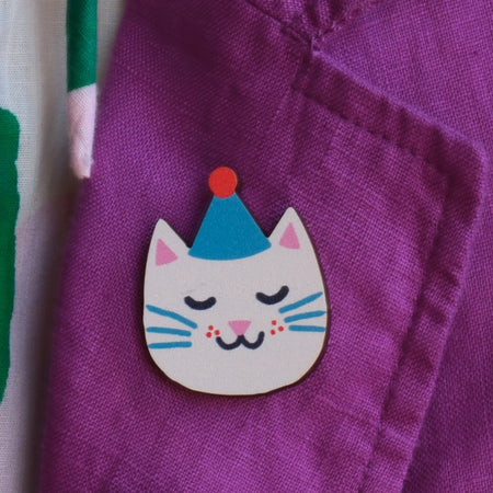 Pin Badge Wooden Cat