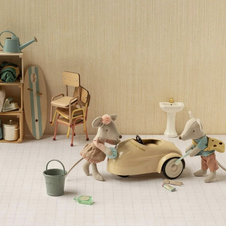 Mouse Car Wheat