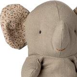 Elephant Small Iron Grey