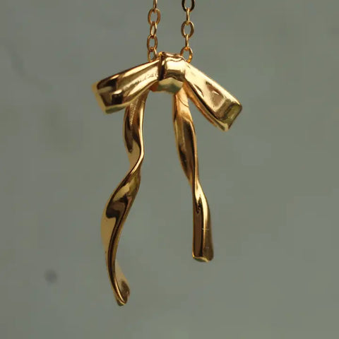 Necklace Gold Vermeil Bow