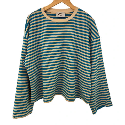 Anna Crewneck Blue Cream