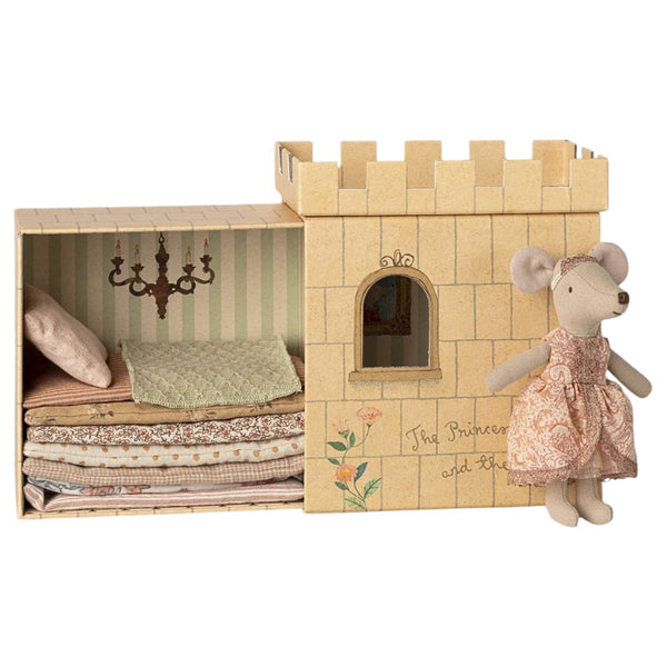 Princess And The Pea Big Sister Mouse Pink Gown