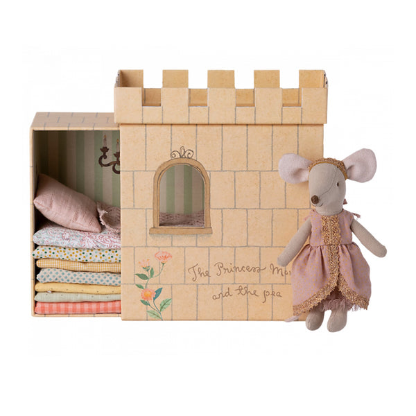 Princess And The Pea Big Sister Mouse Pink Gown