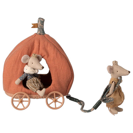 Pumpkin Carriage Mouse